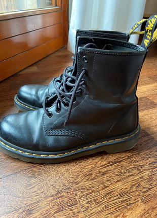 Dr martens 2024 usati 37