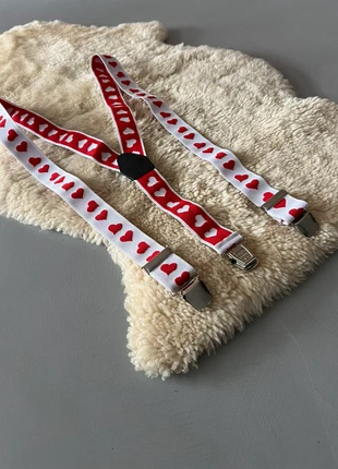 Bretels hartjes, staat: Nieuw zonder prijskaartje, € 7,50, € 8,58 inclusief Kopersbescherming