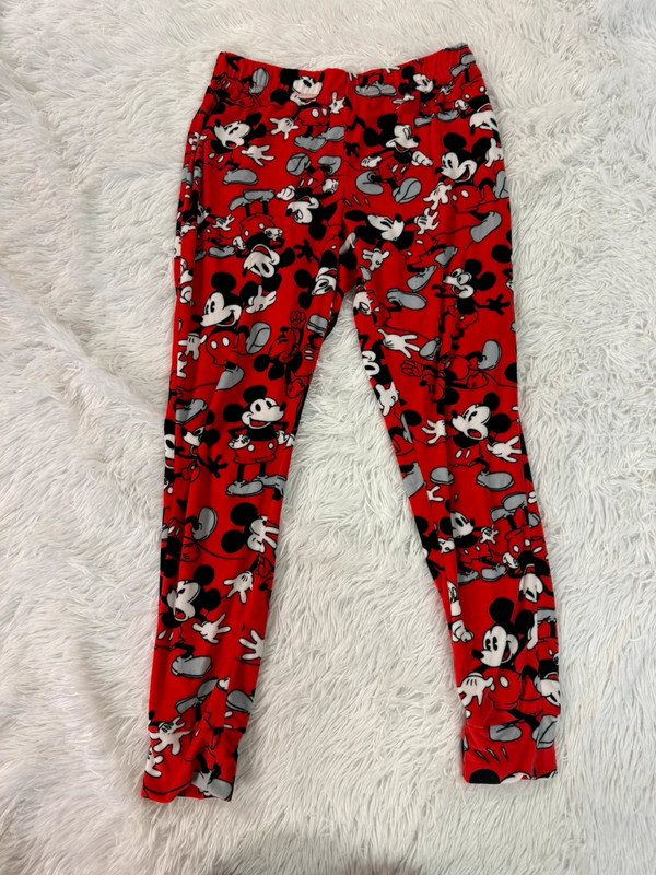 Womens Disney pajama set 4