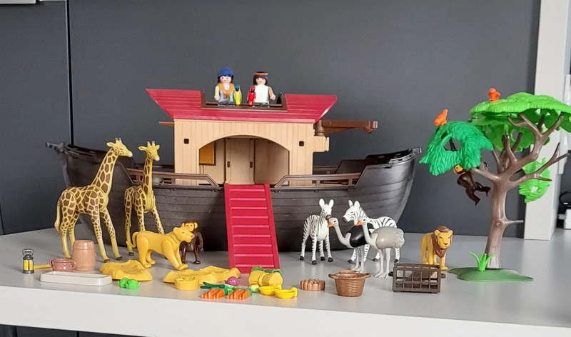 playmobil Bateau + animaux et personnage Arche de Noé