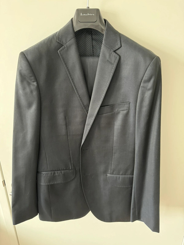 100% Wool Dark Navy Suit Size 50/L Slim Italian fabric 1