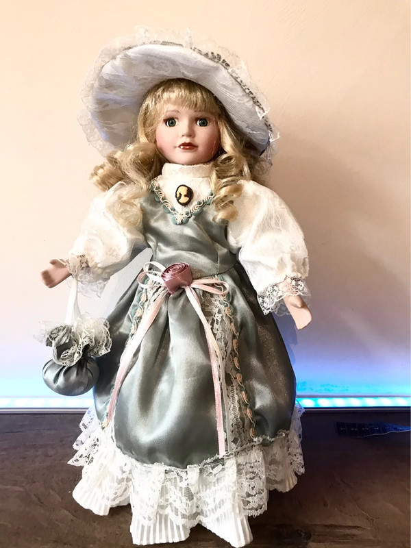 Porcelain doll 12 Vinted