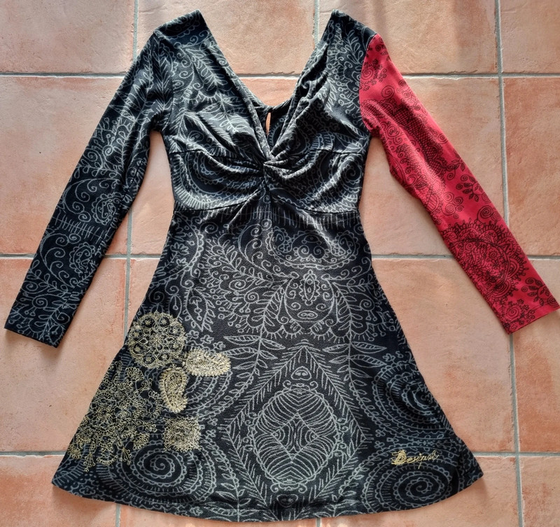 Robe 2024 desigual vinted