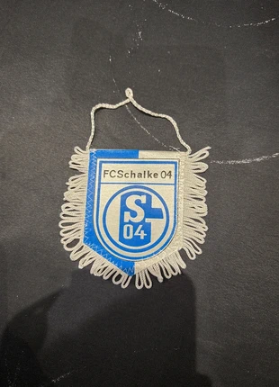 Fanion foot Schalke 04, merk: FC Schalke 04, staat: Heel goed, € 3,00, € 3,85 inclusief Kopersbescherming