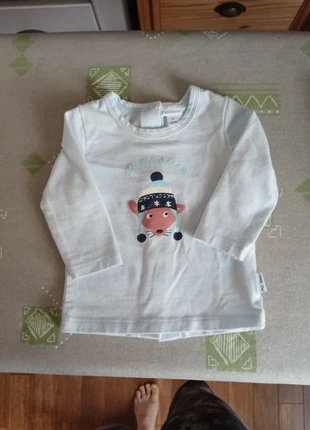 Tee shirt , marke: P'tit Bisou, zustand: Sehr gut, größe: Bis zu 1 Monat / 50, 1,00 €, 1,75 € inklusive Vinted-Käuferschutz