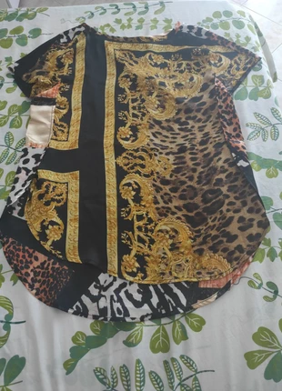 Maglia Lunga Con Fantasia Simil Versace, brand: Vicolo, condition: New without tags, size: One size, €3.00, €3.85 includes Buyer Protection