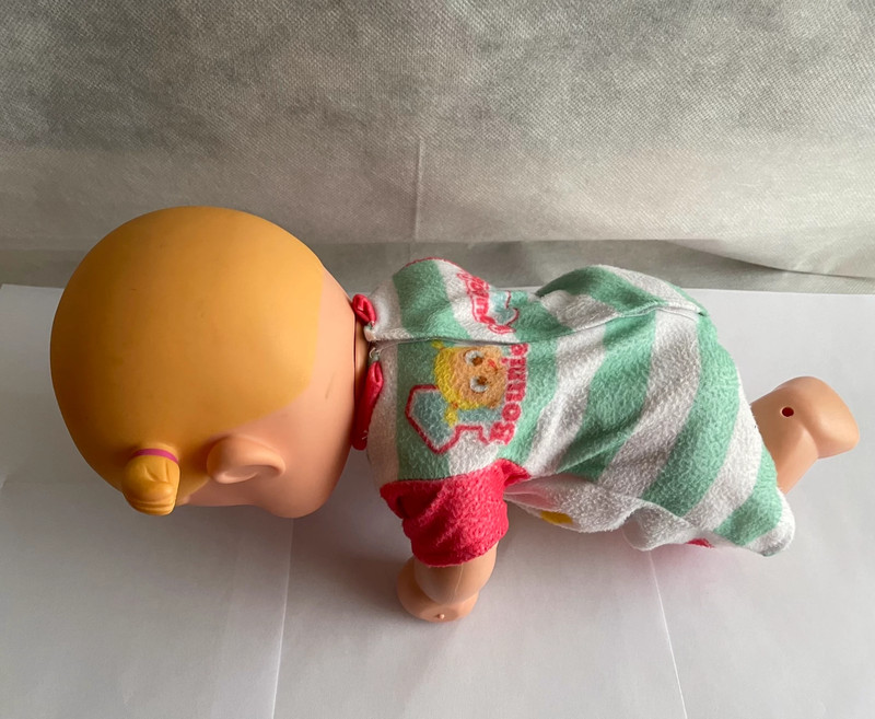 Mu eca que gatea y habla. Vinted