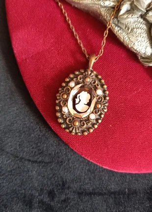 Pendentif vintage cuivré clair et foncé avec sa chaîne v, marque: Vintage Chic, état: Bon état, 6,90 €, 7,95 € Protection acheteurs (Pro) incluse