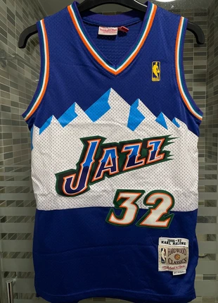 Camiseta Utah Jazz - Karl Malone, merk: Mitchell & Ness, staat: Nieuw zonder prijskaartje, maat: S, € 24,99, € 26,94 inclusief Kopersbescherming