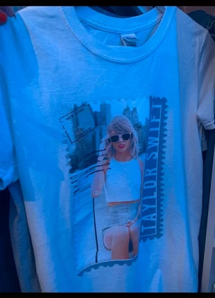 Taylor Swift T-shirt , brand: Taylor, condition: New without tags, size: M / UK 12-14, £69.69, £73.87 includes Buyer Protection