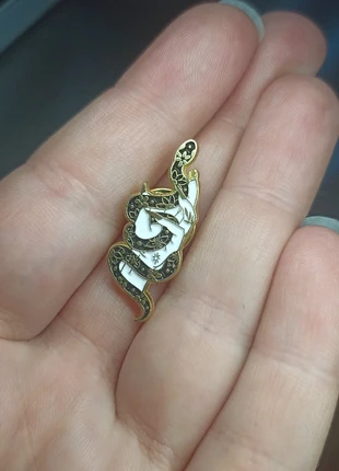 Pin's broche serpent fleurs main, brand: Studio Ghibli, condition: New without tags, €4.00, €4.90 includes Buyer Protection Pro