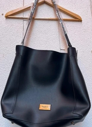 Precioso bolso de Pepe Jeans. No entra en descuento por lote, marque: Pepe Jeans, état: Neuf sans étiquette, 29,00 €, 31,15 € Protection acheteurs incluse