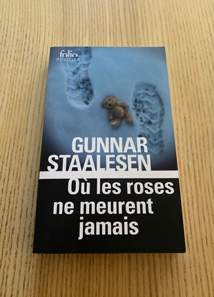 Gunnar Staalesen Où les roses ne meurent jamais, condition: Very good, €3.50, €4.38 includes Buyer Protection