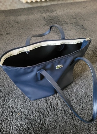 Petit sac cabat Lacoste bleu, marke: Lacoste, zustand: Neu, 90,00 €, 95,20 € inklusive Vinted-Käuferschutz