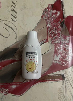 Parfum, merk: The Fruit Company, staat: Nieuw met prijskaartje, € 3,00, € 3,85 inclusief Kopersbescherming