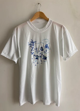 Tee Shirt Brodé - Vintage 90 💫, marque: Vintage, état: Neuf sans étiquette, taille: XL, 15,00 €, 16,45 € Protection acheteurs incluse