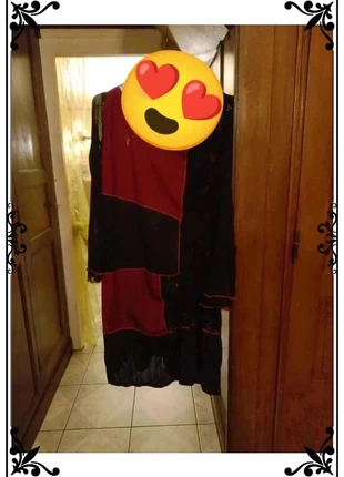 Robe noire et rouge style gothique taille L/40, marque: Purplerose, état: Très bon état, taille: L / 40 / 12, 5,00 €, 5,95 € Protection acheteurs incluse