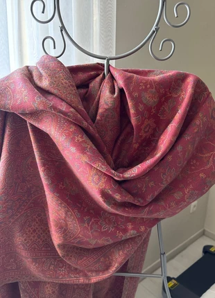 Joli chale/echarpe en laine, marque: kashmir emporio, état: Neuf avec étiquette, 16,00 €, 17,50 € Protection acheteurs incluse