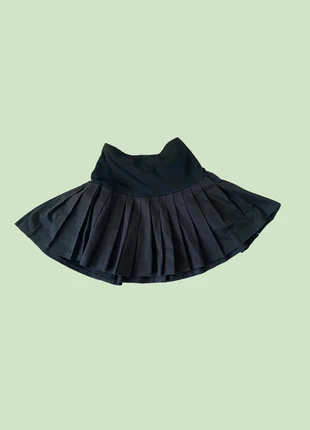 Vintage mini zwarte plooirok , merk: Vintage, staat: Heel goed, maat: XXS / 32 / 4, € 6,00, € 7,00 inclusief Kopersbescherming