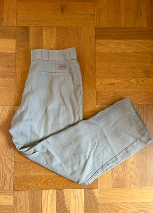 Pantalon dickies beige taille L, marque: Dickies, état: Très bon état, taille: L, 14,99 €, 16,44 € Protection acheteurs incluse