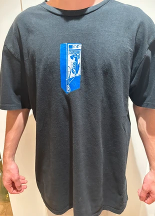 Tee shirt supreme, brand: Supreme, condition: Very good, size: L, €60.00, €63.70 includes Buyer Protection