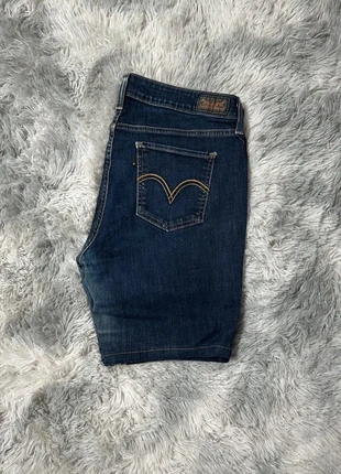 Short en Jean Levi's Legging Bleu Marine W33 L30 SH060, marque: Levi's, état: Très bon état, taille: XL / 42 / 14, 16,00 €, 17,50 € Protection acheteurs (Pro) incluse