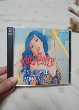 Katy Perry CD, zustand: Sehr gut, 3,00 €, 3,85 € inklusive Vinted-Käuferschutz