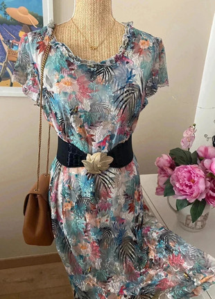 Très jolie robe dentelle colorée, brand: Vintage Dressing, condizioni: Ottime, taglia: XXL / IT 48 / EU 44, €17.00, €18.55 include la Protezione acquisti