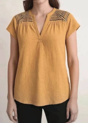 T-shirt brodé Caroll, marque: Caroll, état: Très bon état, taille: XS / 34 / 6, 5,00 €, 5,95 € Protection acheteurs incluse