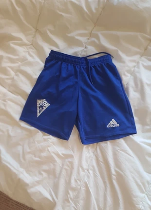 Short de sport enfant Adidas climalite, merk: adidas, staat: Nieuw zonder prijskaartje, maat: 8 jaar / 128 cm, € 7,01, € 8,06 inclusief Kopersbescherming