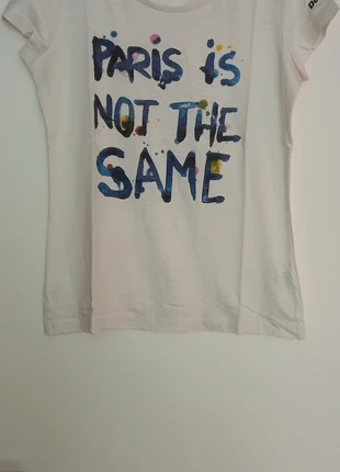 T-shirt Desigual, marca: Desigual, estado: Novo sem etiquetas, tamanho: L / 40 / 12, €10.00, €11.20 inclui Proteção do Comprador