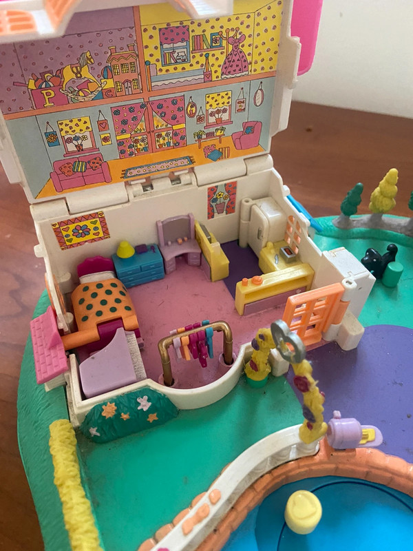 Casa en el discount lago polly pocket