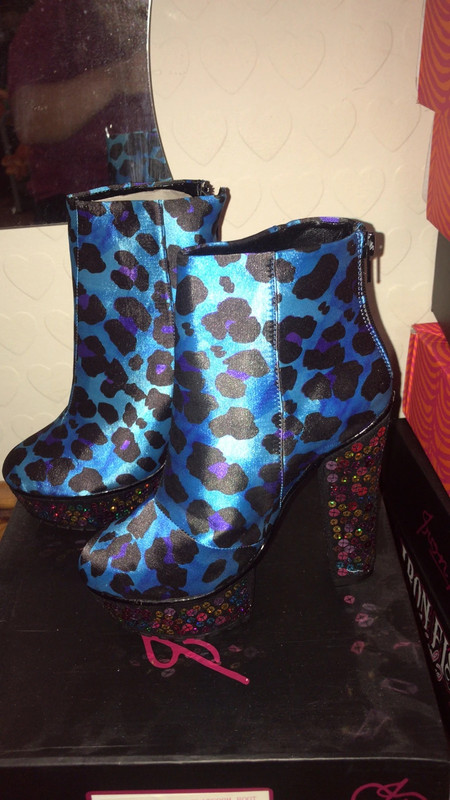 Iron fist top boots uk