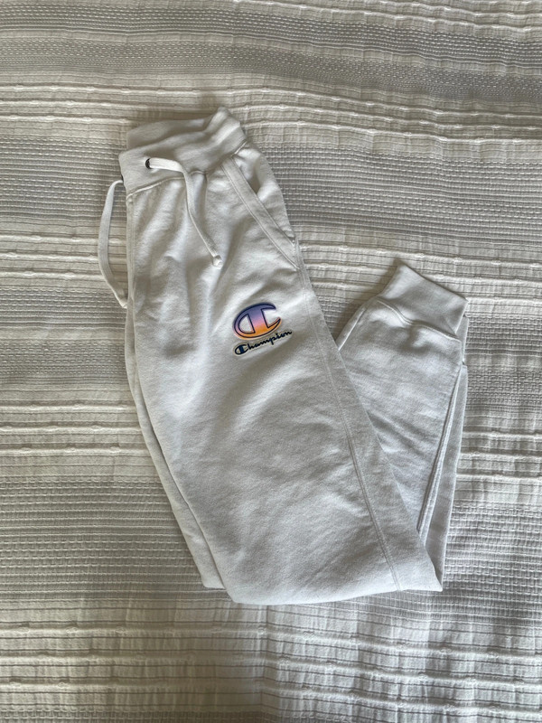 White Champion Sweats 1