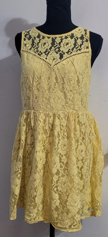 Women Medium Lace Sleveless Forever 21 Dress Yellow 4