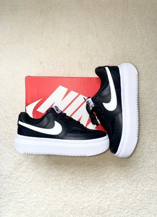 Nike Court Vision Alta LTR, marca: Nike, estado: Nuevo con etiquetas, tamaño: 36, 55,00 €, 58,45 € Protección al comprador incluida