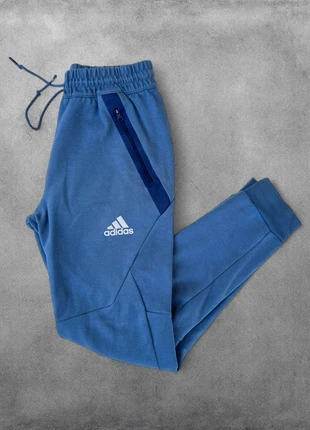 Jogging Adidas | Bleu Logo blanc | Taille XS, brand: adidas, condizioni: Ottime, taglia: XS, €25.00, €26.95 include la Protezione acquisti