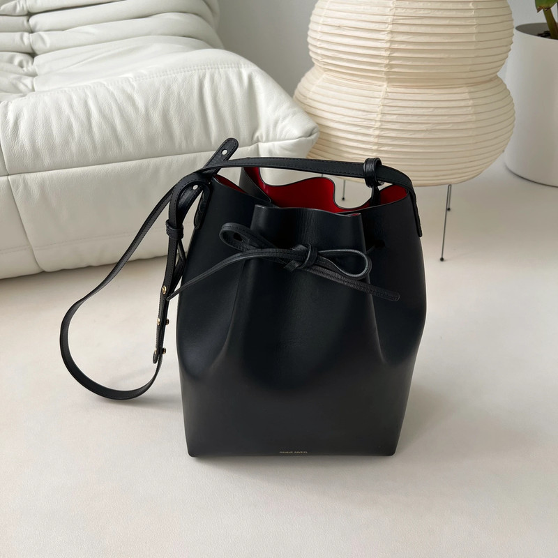Mansur Gavriel bucket bag black flamma