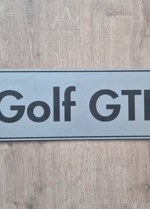 Mooie Volkswagen Golf GTE plaat voor in de mancave, staat: Heel goed, € 5,00, € 5,95 inclusief Kopersbescherming