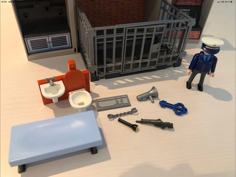 Playmobil cofre carcel Policia Vinted