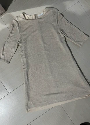 Cream & Gold Dress – Zara – Size S – 3/4 Sleeve – New Without Tag – Elegant Style, marque: Zara, état: Neuf sans étiquette, taille: S / 36 / 8, 6,00 €, 7,00 € Protection acheteurs incluse