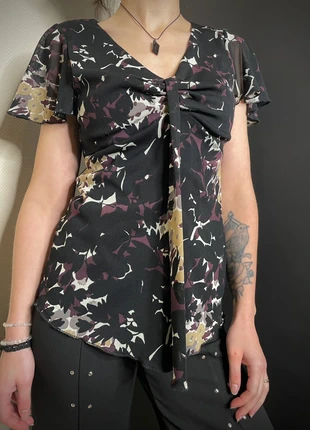 Haut chic vintage taille 38  / t-shirt top manches courte motifs Y2K, marke: Marks & Spencer, zustand: Sehr gut, größe: M / 38 / 10, 5,00 €, 5,95 € beinhaltet Vinted-Käuferschutz Pro