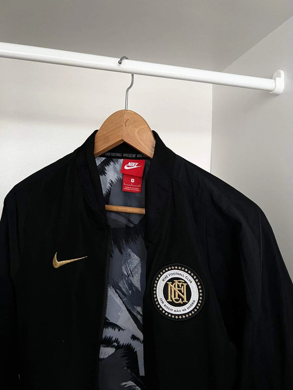 Kurtka Nike S Football Club Sem Risco Nao Ha Vitoria przej ciowa