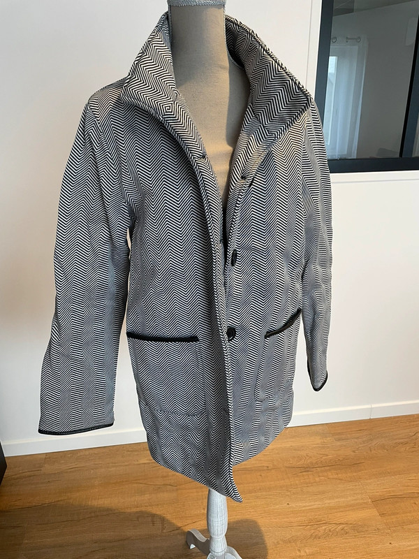 Manteau à rayures