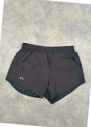 Short de sport under armour femme taille XS noir en polyester avec des poches (2), marke: Under Armour, zustand: Sehr gut, größe: XS / 34 / 6, 7,90 €, 9,00 € inklusive Vinted-Käuferschutz