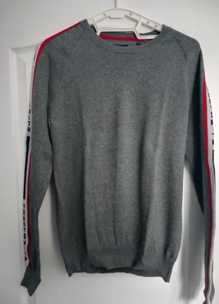 Pull teddy Smith, marque: Teddy Smith, état: Très bon état, taille: M, 8,00 €, 9,10 € Protection acheteurs incluse