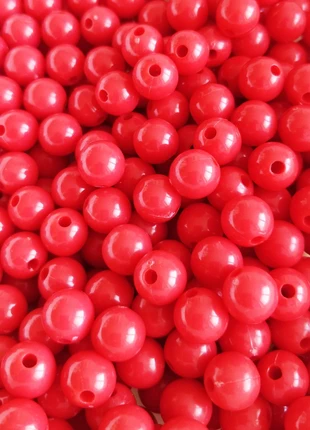 Perles rondes rouge 10 mm, zustand: Neu, 5,00 €, 5,95 € inklusive Vinted-Käuferschutz