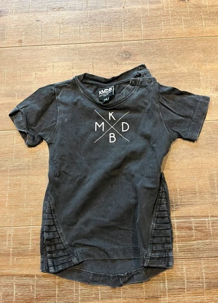 Tshirt van KMDB, marque: KMDB, état: Très bon état, taille: 9-12 mois / 74 cm, 2,00 €, 2,80 € Protection acheteurs incluse