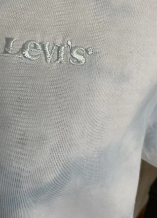 T-shirt Levi’s, brand: Levi's, condizioni: Ottime, taglia: M, €10.00, €11.20 include la Protezione acquisti