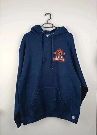 Pull à capuche Russell Athletic bleu marine imprimé très bon état taille XL homme, brand: Russell Athletic, condizioni: Ottime, taglia: XL, €13.99, €15.39 include la Protezione acquisti